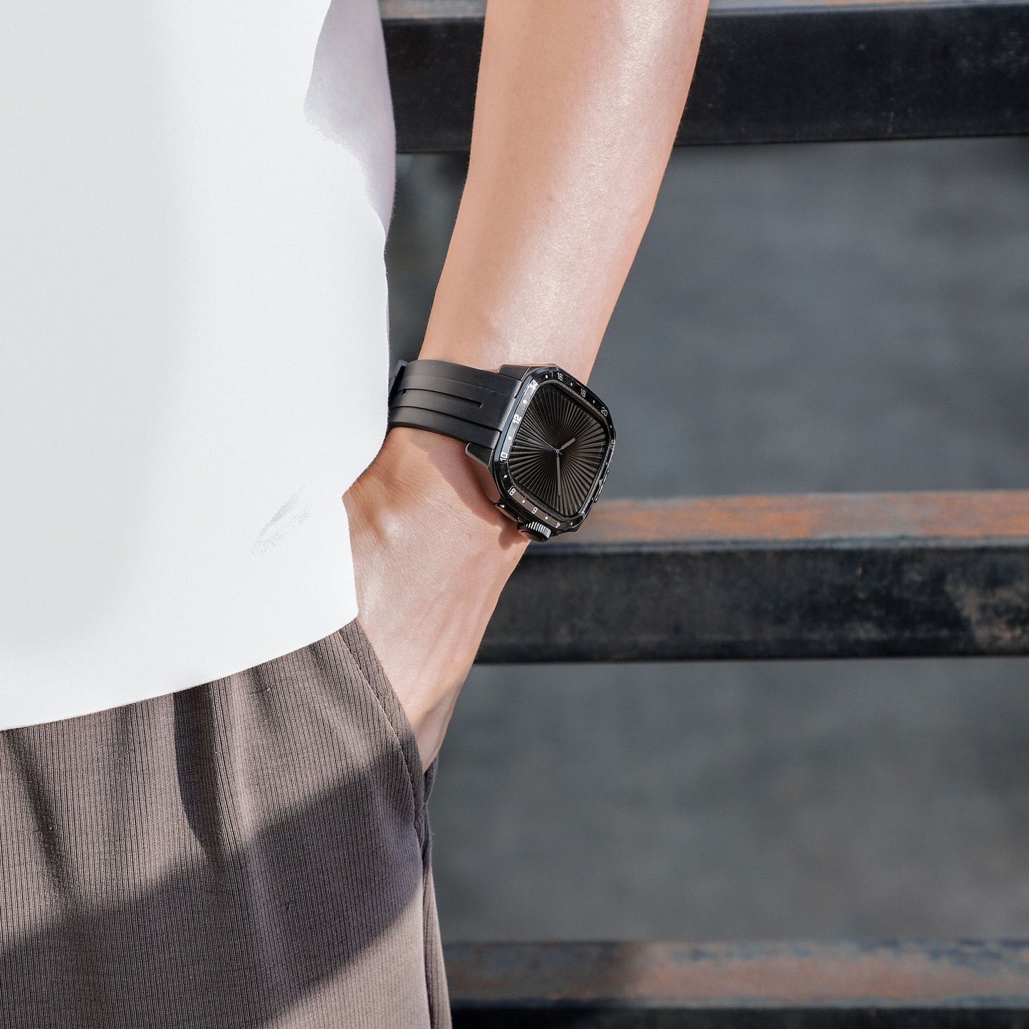 Luxury Metal Scale Ring Case With Straps By iSerieshub Compatible For Apple Watch