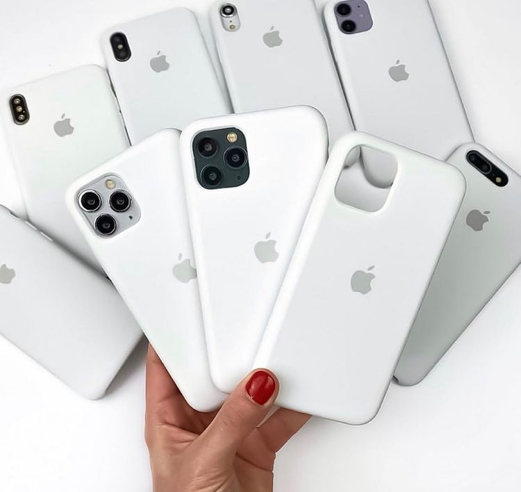 Premium Liquid Silicone Back Cover For iPhone 14 Series