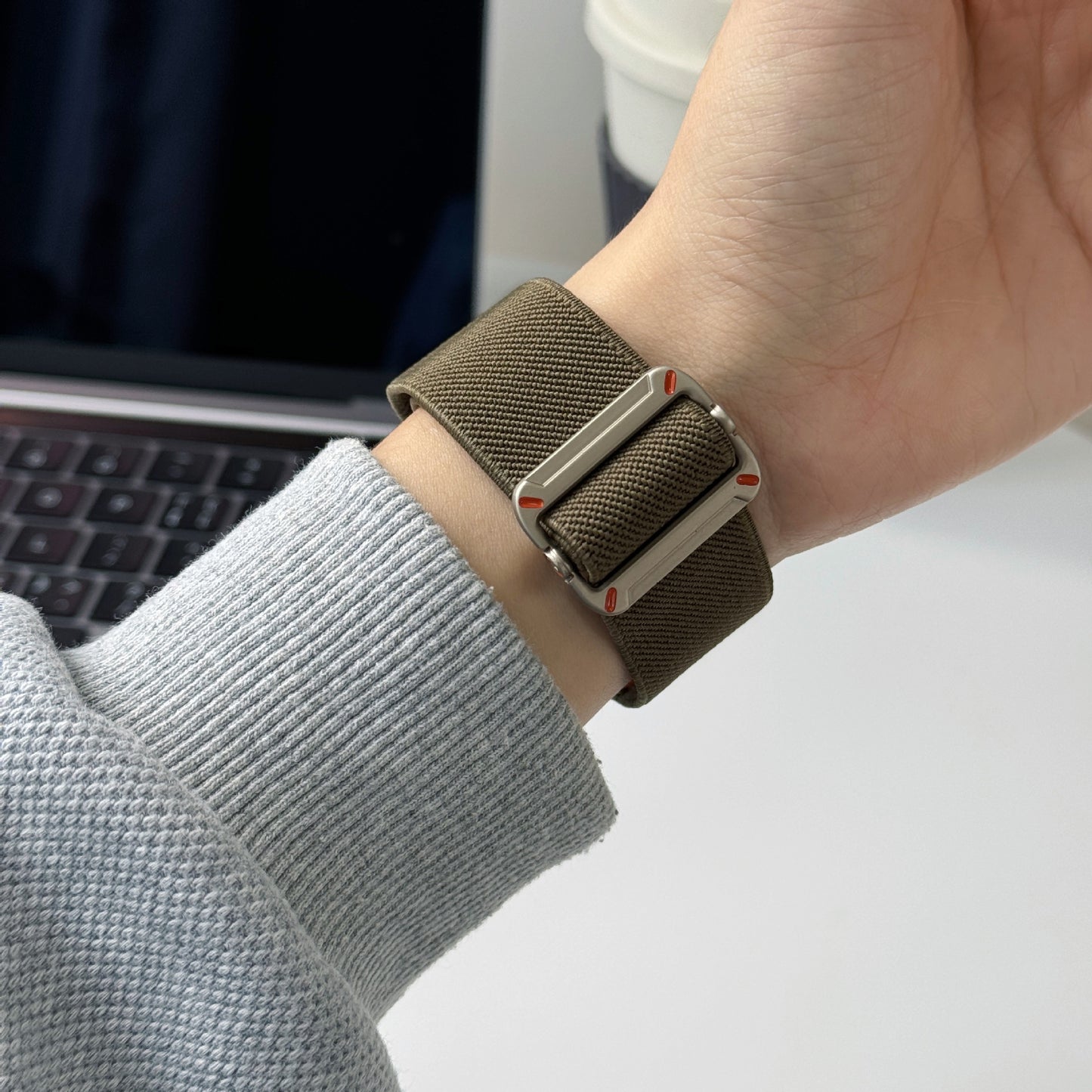 Premium Nylon Strechtable Adjustable Sports Bands By iSerieshub Compatible For Apple Watch